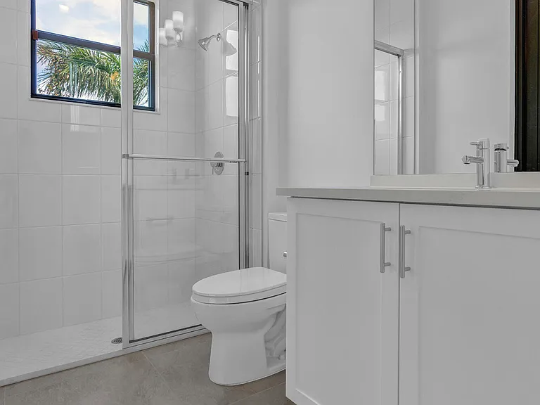 9523 Riverside Park Dr — Photo 18