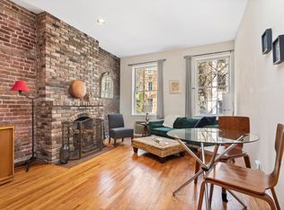 363 W 19th St APT 2R, New York, NY 10011