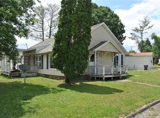 711 E Jefferson Ave, Casey, IL