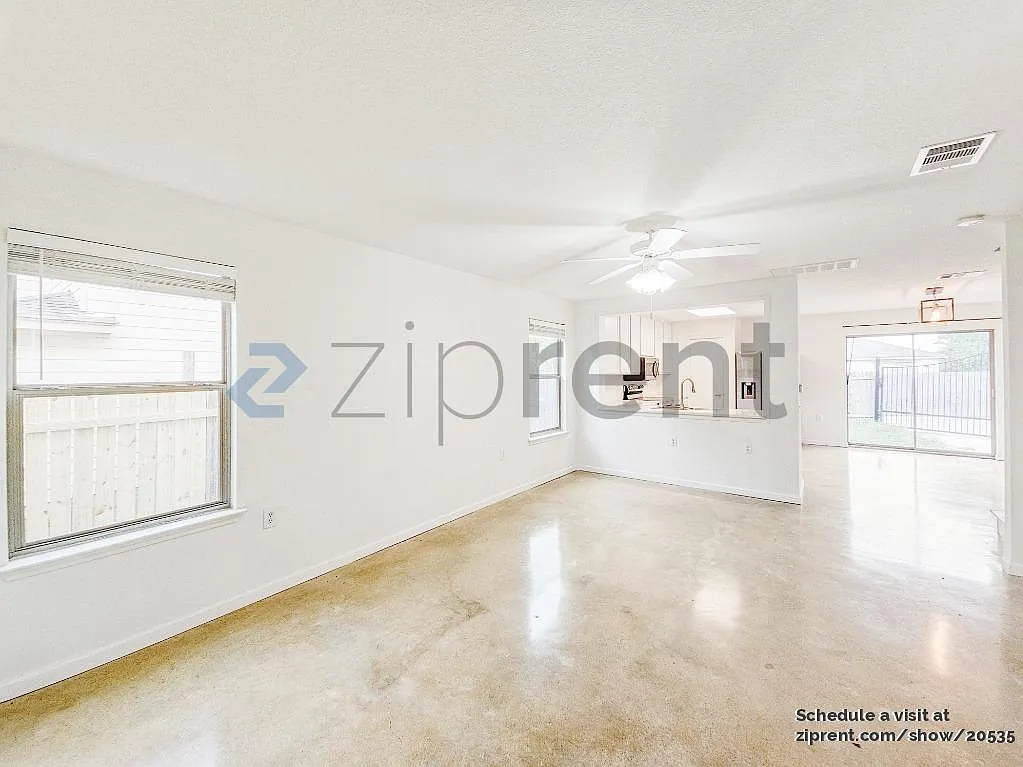 3 bed, 2.5 bath, 1856 sqft, $2,150 — Photo 3