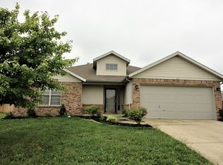 1976 W Declaration Dr, Greenfield, IN 46140