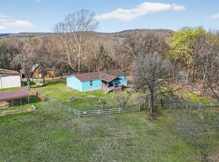 9838 S 4392nd Rd, Locust Grove, OK 74352
