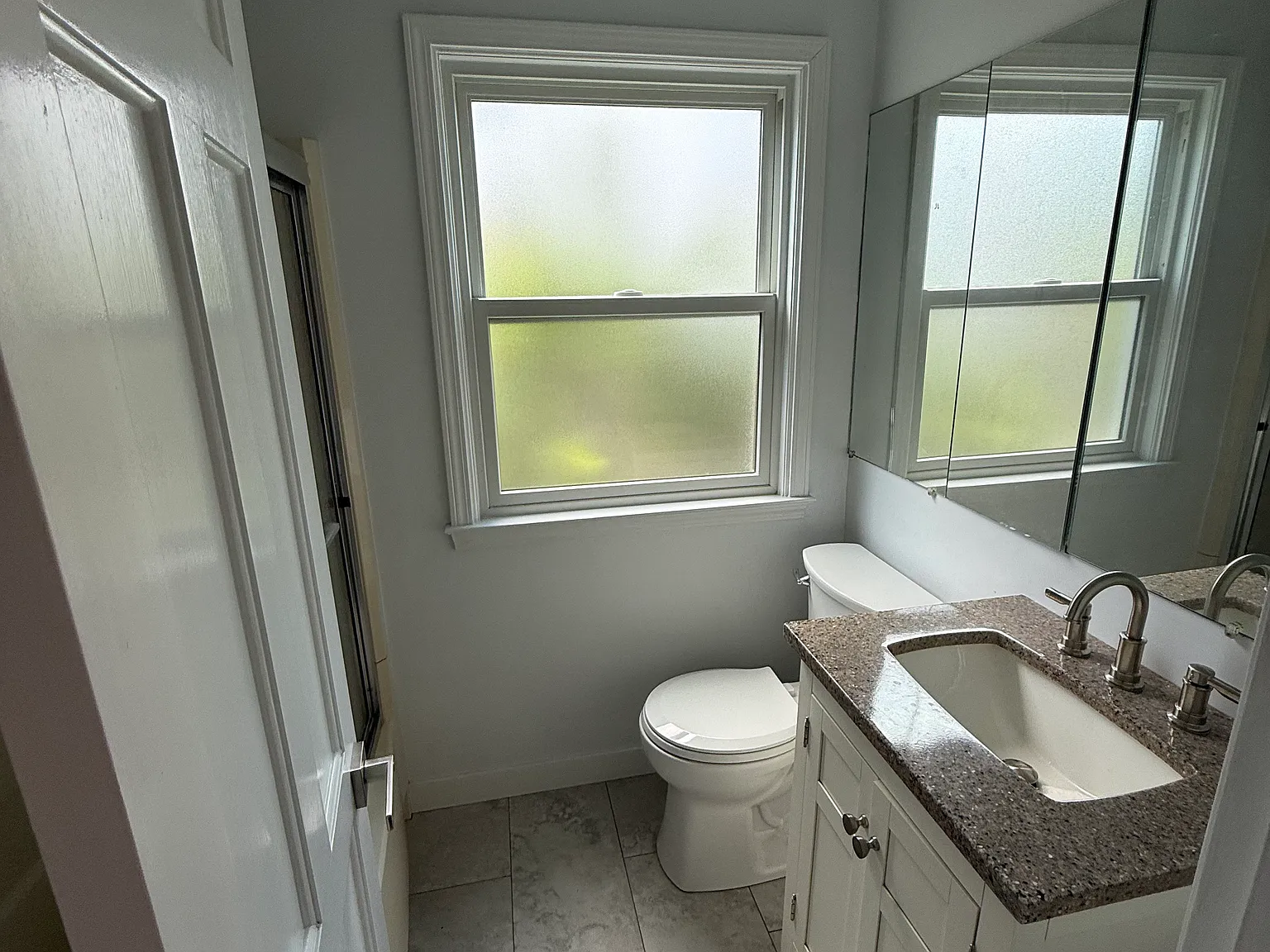 3 bed, 1400 sqft, $3,200 — Photo 3