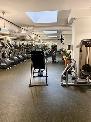 Rented by Compass | media 13