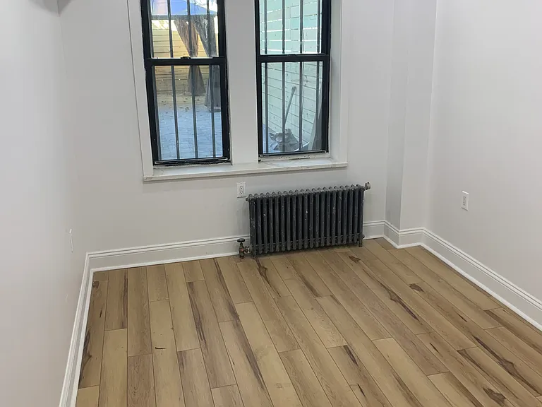 89 Chauncey St #1 — Photo 4