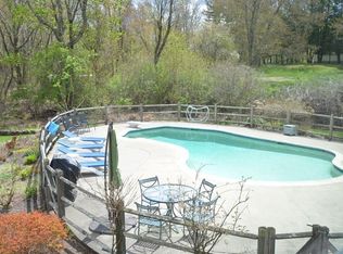 191 S Main St, Sherborn, MA 01770