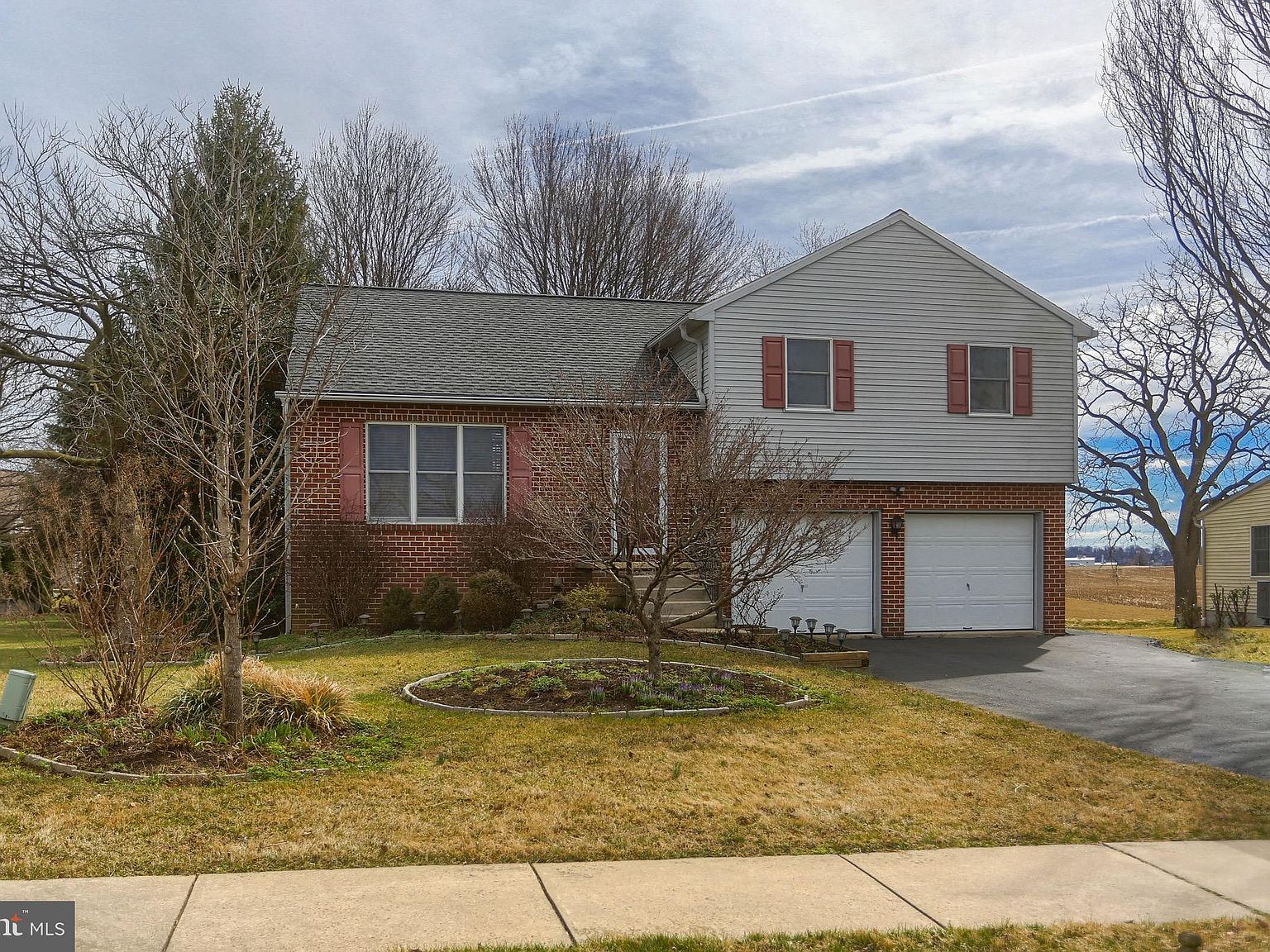 208 Zwecker Cir, New Holland, PA 17557 Zillow