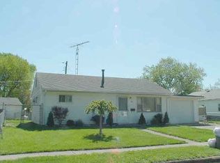 490 Kirkwood Dr, Fairborn, OH 45324