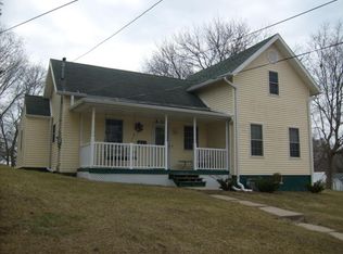 211 Douglas St, Prophetstown, IL 61277