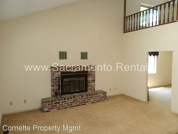 4th image of 2832 Tiffany West Way