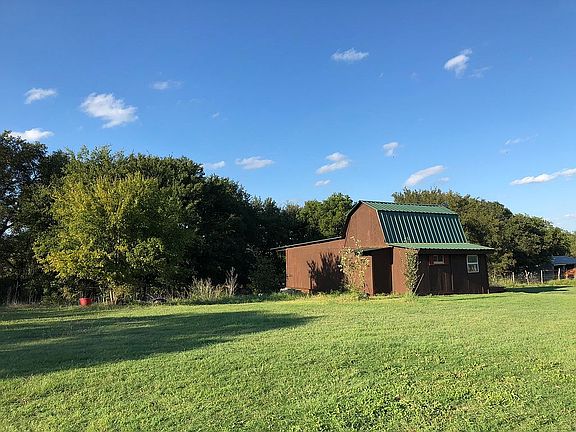 5th image of 101 Deer Run Ct