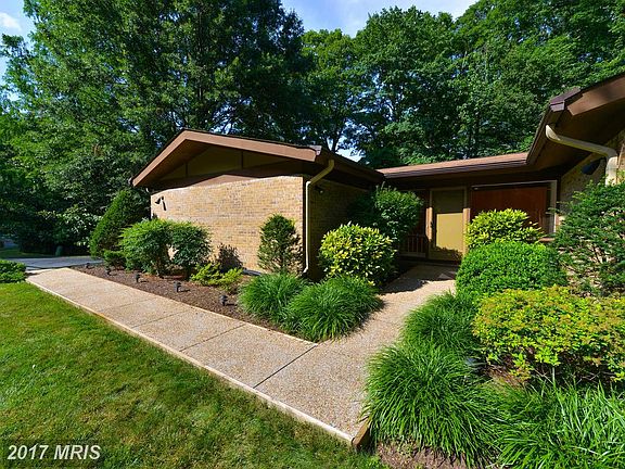 2nd image of 8805 Anne Tucker Ln