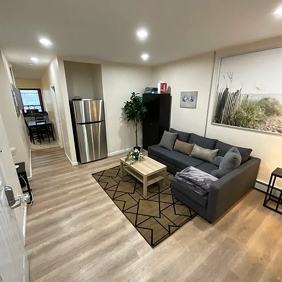 871 Harrison Ave #3 — Photo 3