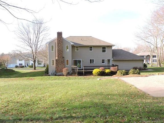 2nd image of 124 Tallwood Dr