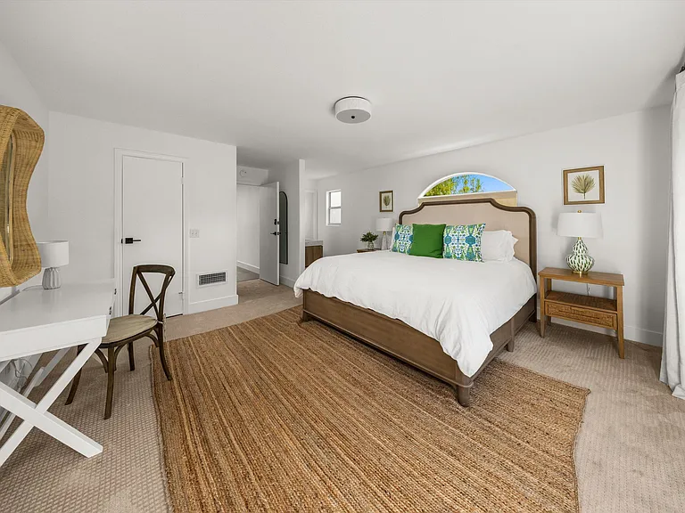 1378 Sycamore Canyon Rd — Photo 12