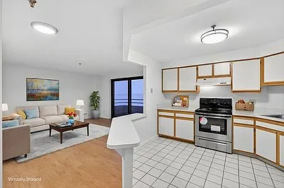 Ocean Ave — Photo 3