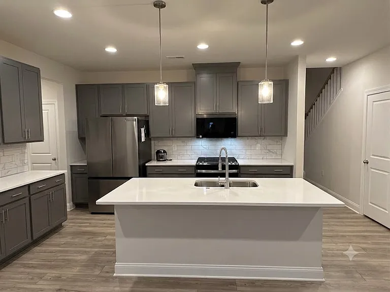 219 Wood Orchid Ln — Photo 4