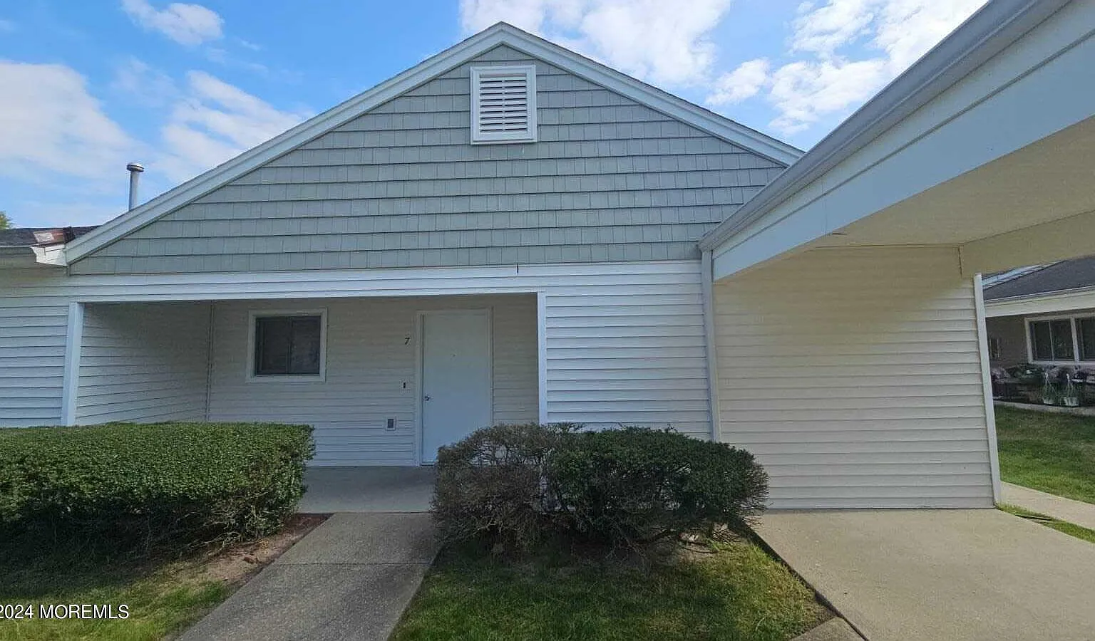 2 bed, $2,275 — Photo 2