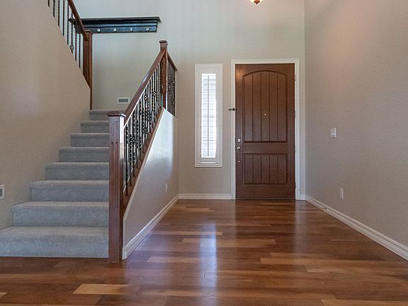 4th image of 4233 S Bedford Dr