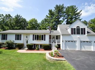 25 Brandy Ln, Uxbridge, MA 01569