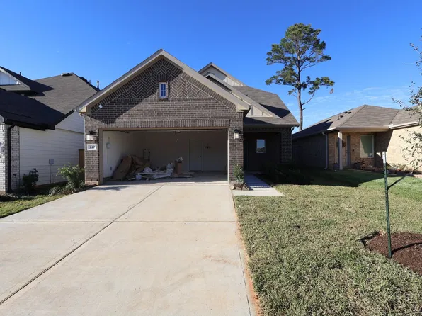 240 Hazy Pines Ln, Willis, TX 77378
