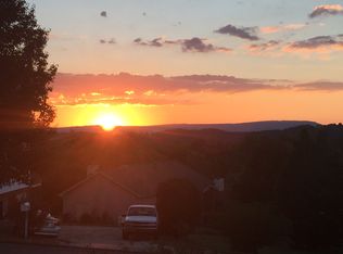 940 Castleview Dr, Ringgold, GA 30736