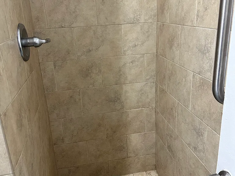 1375 Druid Rd E #2 — Photo 4