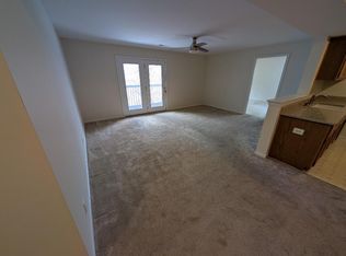 195 Cave Run Dr APT 8, Erlanger, KY 41018