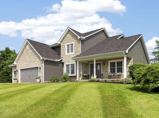 1938 W Glenhurst Dr NW, Lancaster, OH 43130