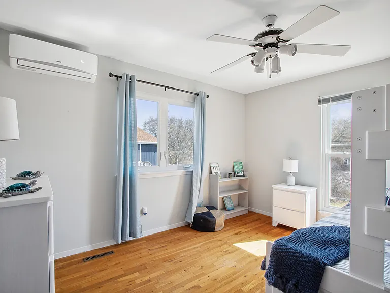 105 Benson Dr — Photo 14