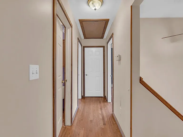 317 Beachwood Blvd — Photo 10