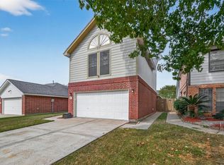 917 Hartman Dr, Baytown, TX 77521