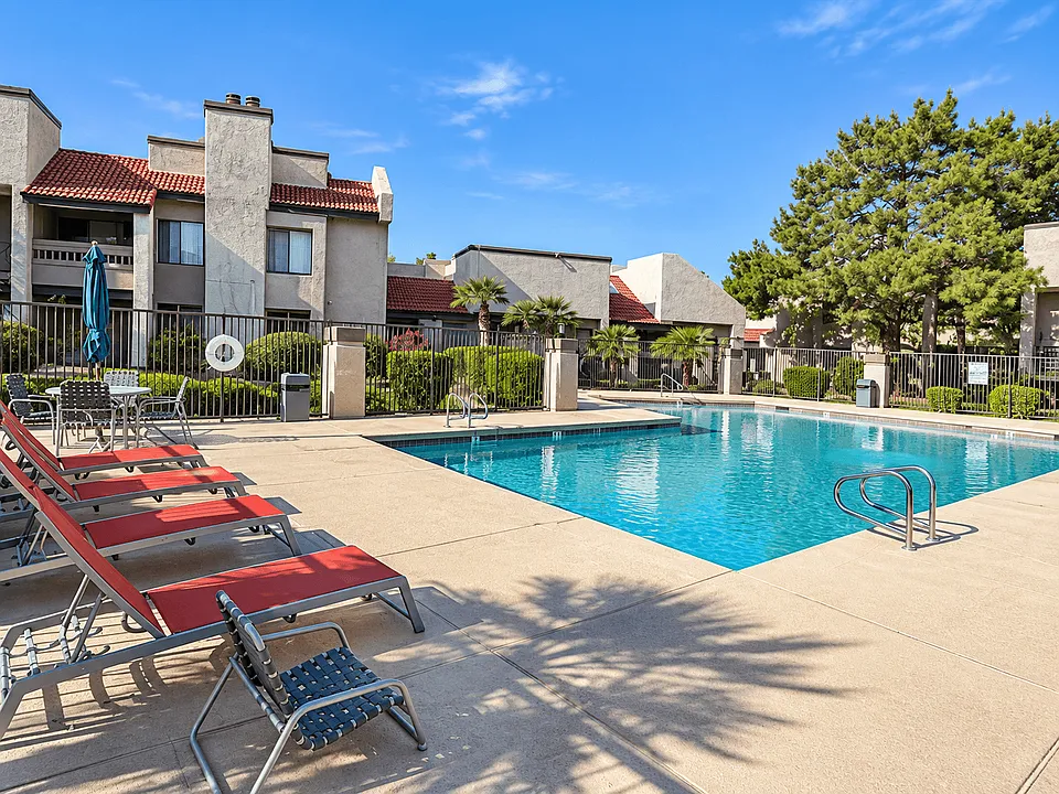 Gentrys Walk Apartments