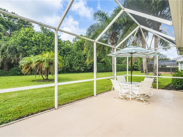 4025 Chablis St SW, Vero Beach, FL 32968