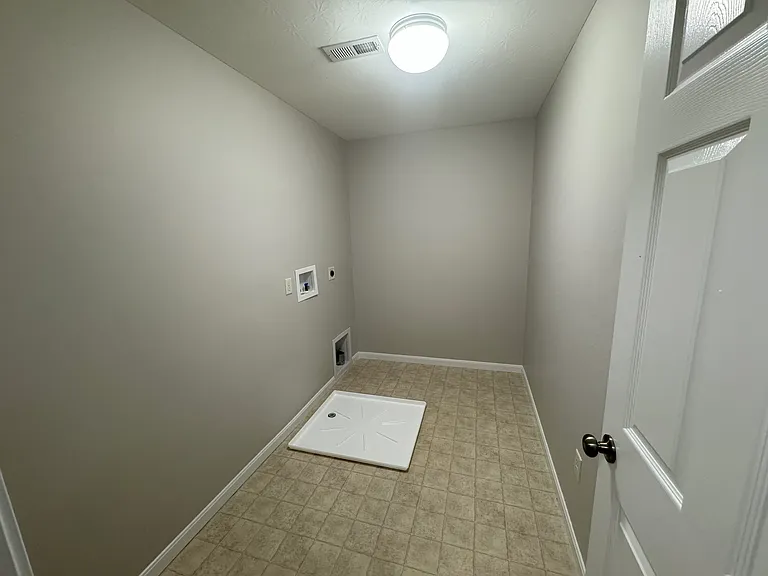 4867 Adwell Loop — Photo 15