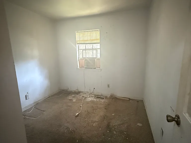 422 Hill Meadow Dr — Photo 12