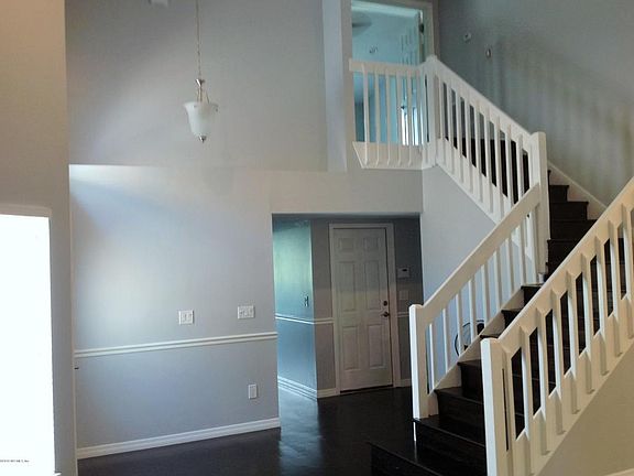 2nd image of 10315 Homard Blvd N