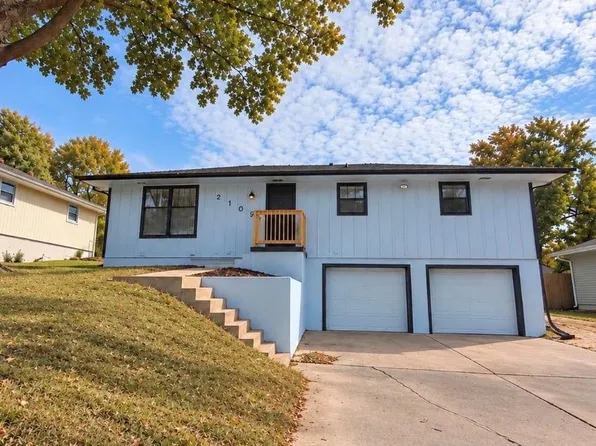 2109 N Leonard Rd, Saint Joseph, MO 64506