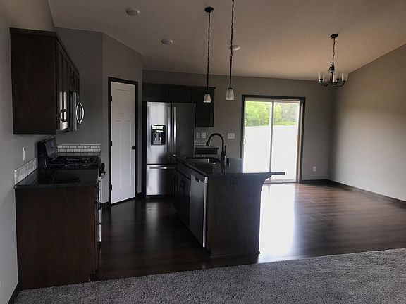 3rd image of 3521 Norway Dr S