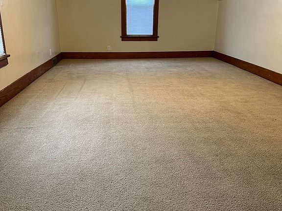 4th image of 306 E Nuckols St #2