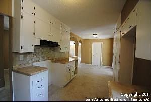4th image of 218 Trudy Ln