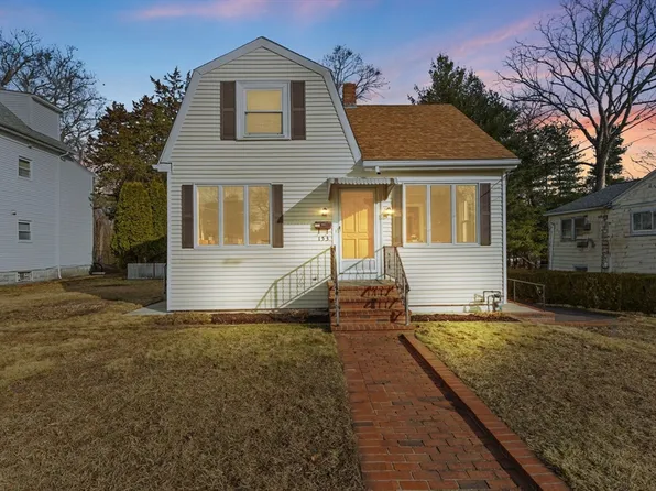 153 Oak St, Taunton, MA 02780