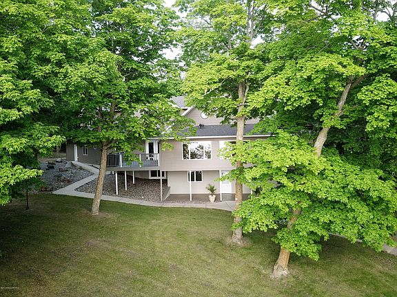 3rd image of 13494 Loon Ln