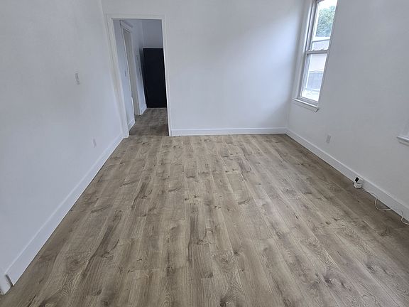 4th image of 83 Marcy Ave #2B