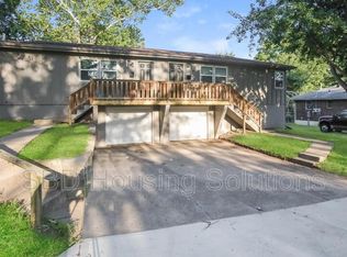 1903 S Crescent Ave, Independence, MO 64052