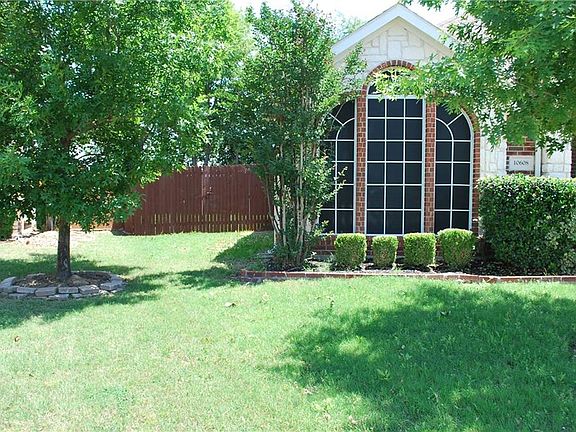 2nd image of 10608 Donnis Dr