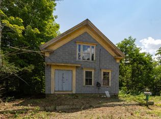 286 School St, Berwick, ME 03901