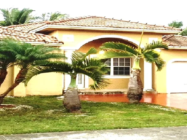 14531 SW 180th Ter, Miami, FL 33177