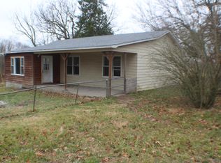 20027 State Highway C, Cassville, MO 65625