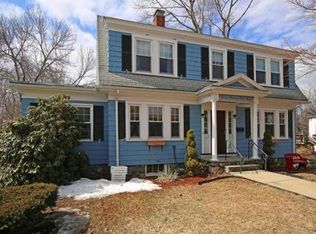 704 Main St, Woburn, MA 01801